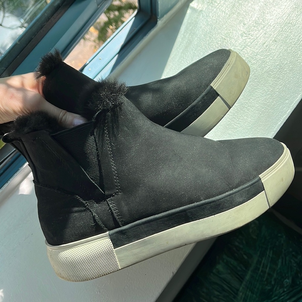 J. Slides Val Boots